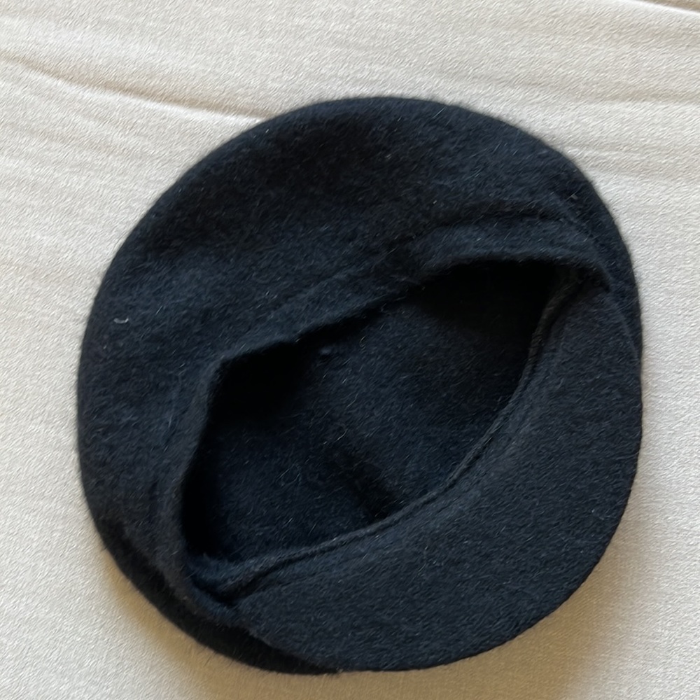 Accessorize Hat - Picture 3 of 5
